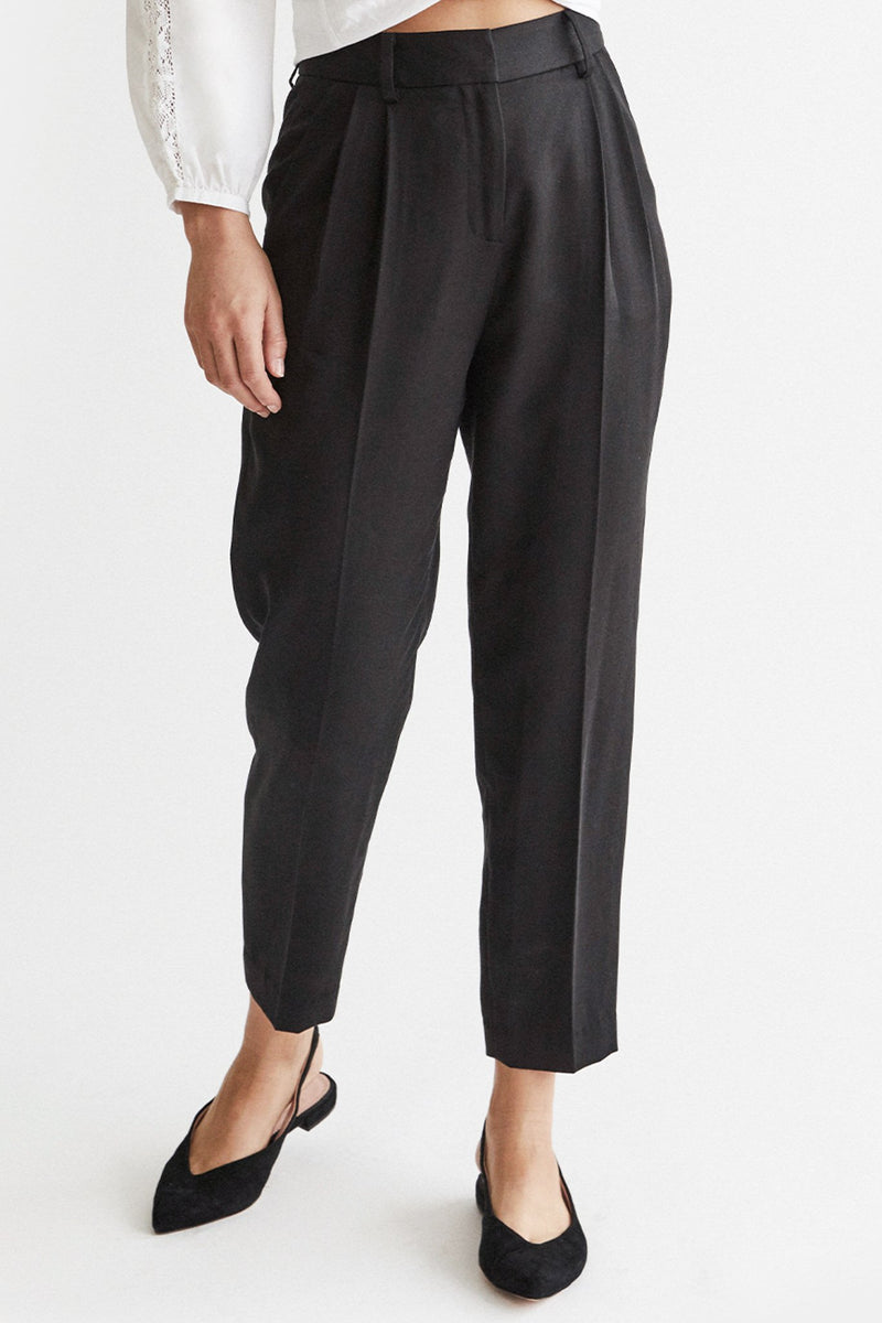 The Pleated High Waist Trouser – VETTA