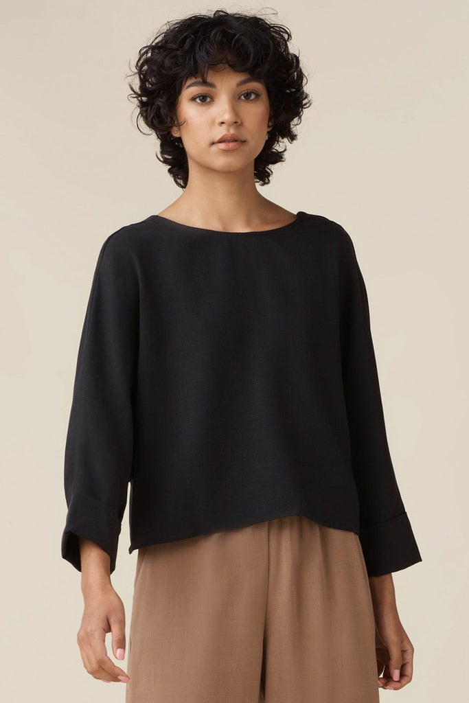 The Dolman Top – VETTA