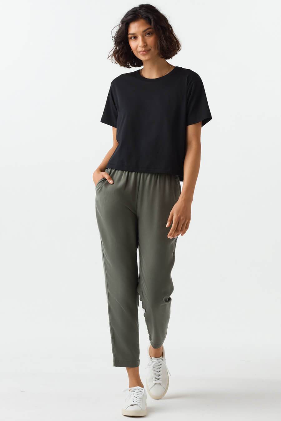 The Boxy Cropped Tee – VETTA