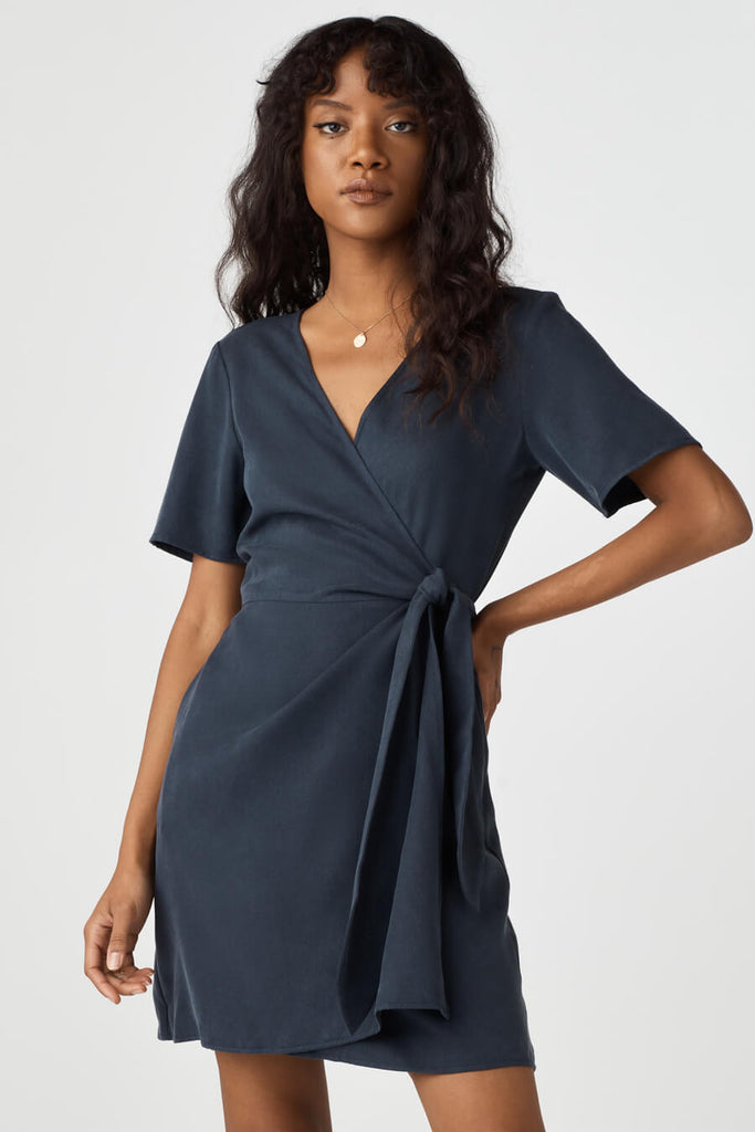 The Short Wrap Dress – VETTA