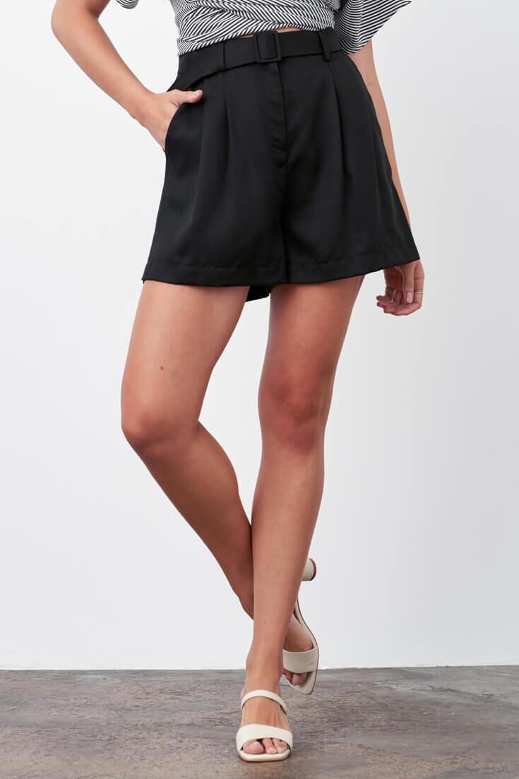 The Belted Pleated Short