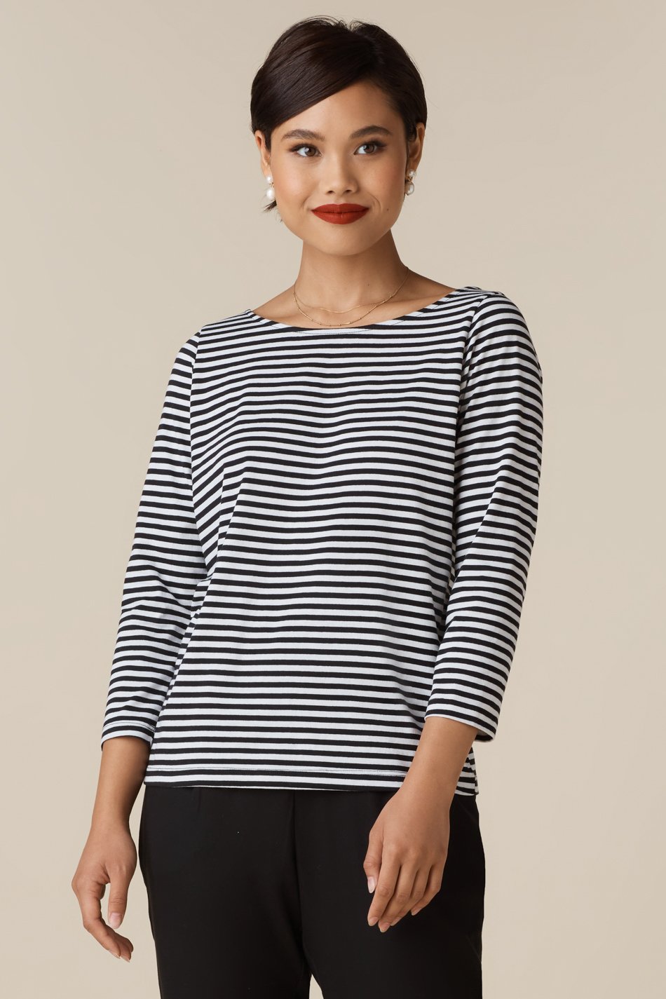 The Convertible Boat Neck Tee – VETTA