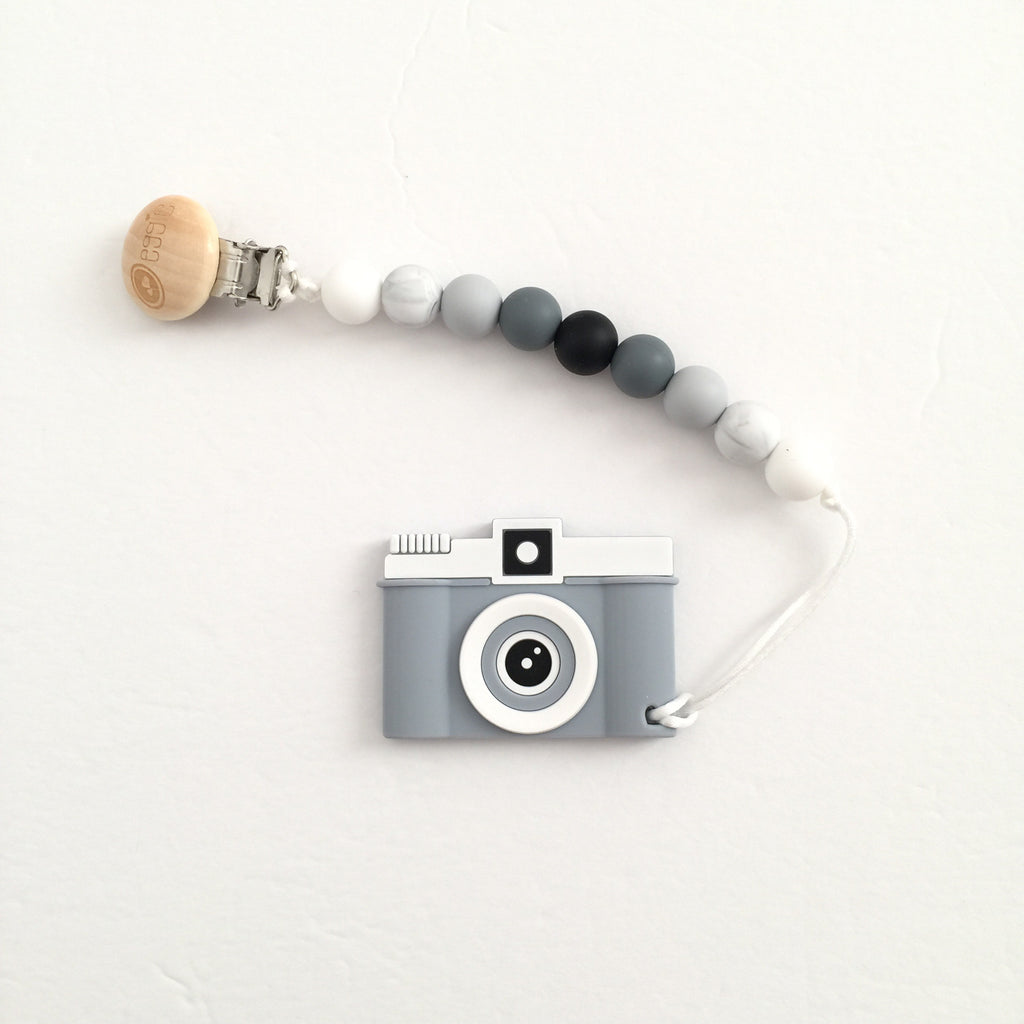 camera teether