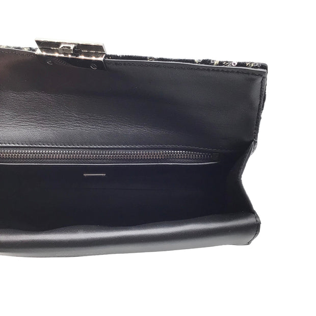 Louis Vuitton toiletry 15. Clutch, Alexa Chung