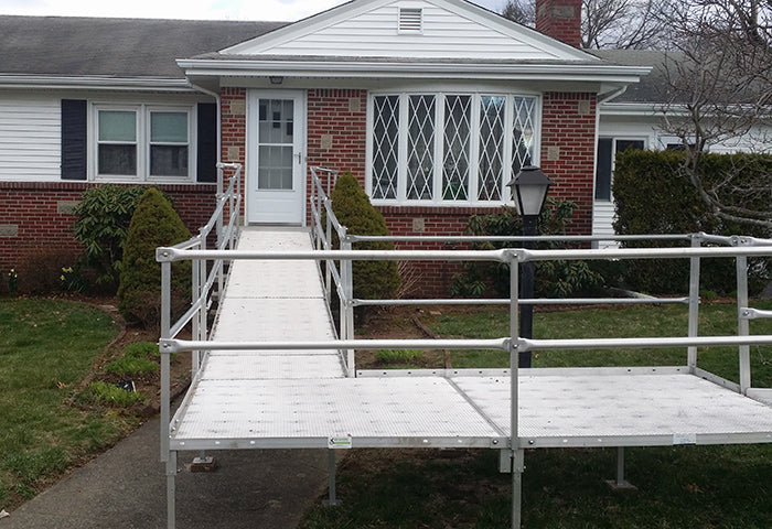 aluminum handicap ramp at house