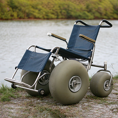 beach wheelchair near water