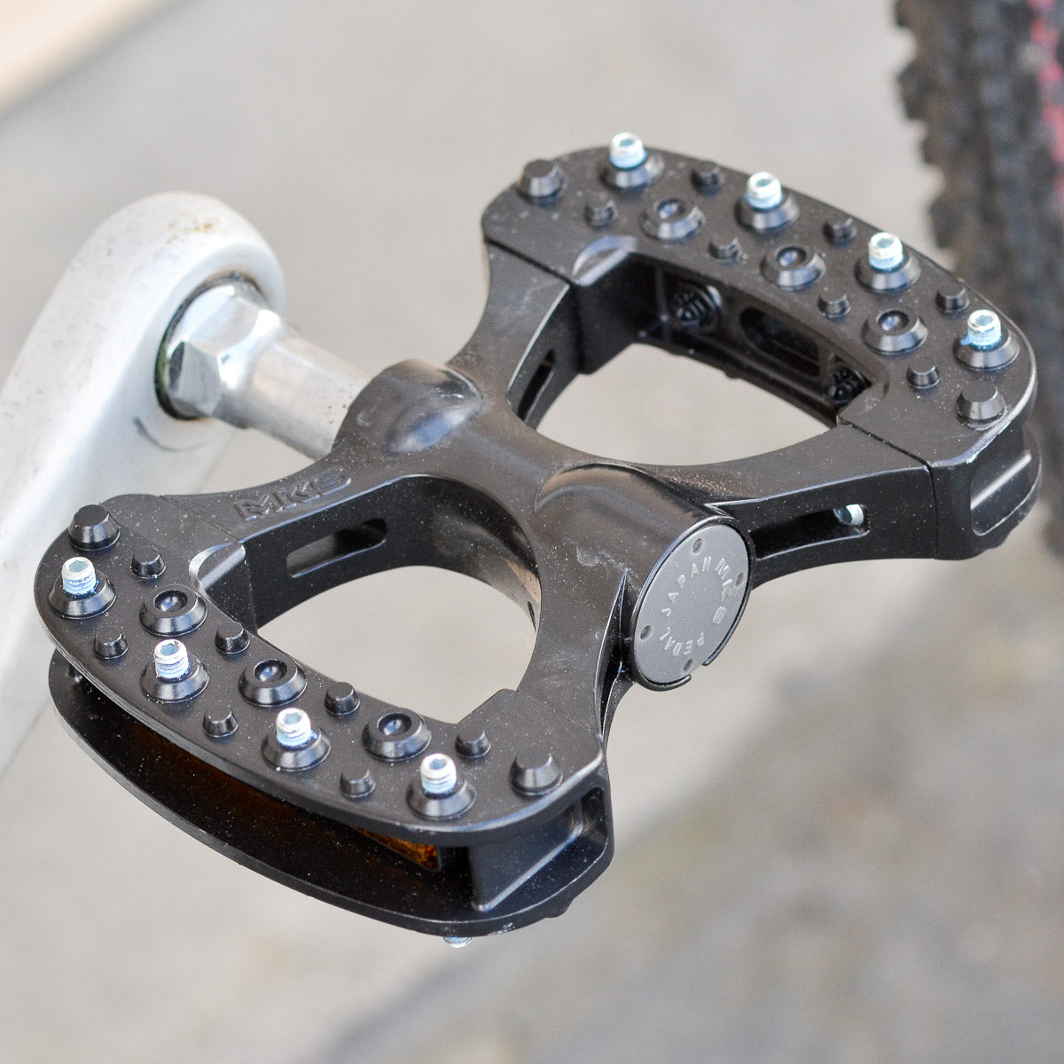 bike pedal grips