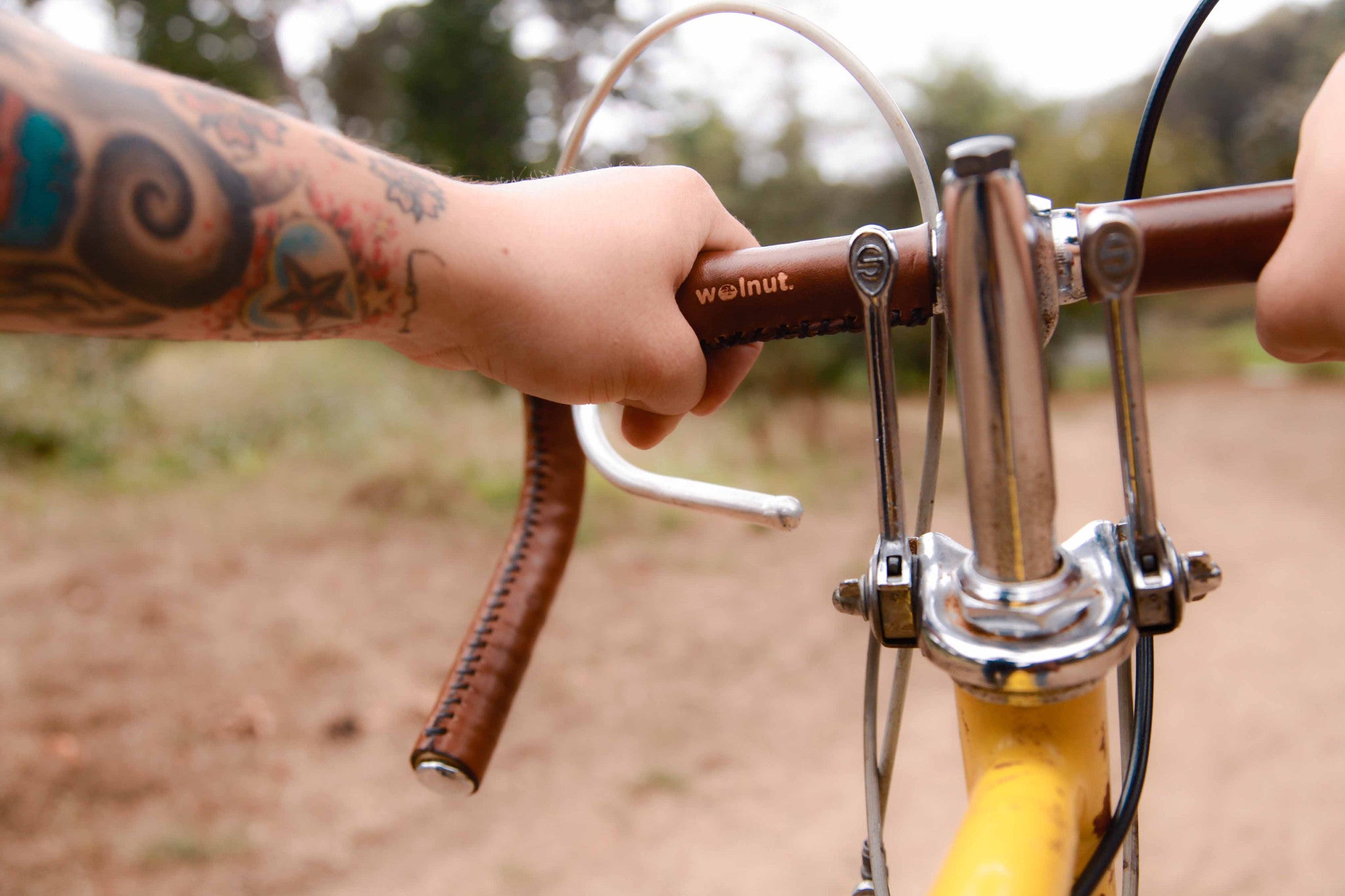 leather handlebar wrap