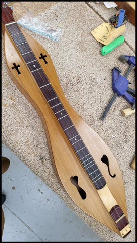 dulcimer top with broken soundhole top view