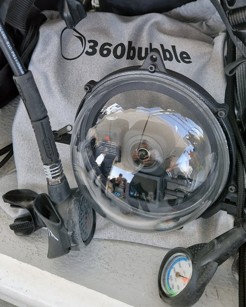 360bubble Insta 1 Inch with Insta360 ONE RS 1 - Inch and 360bubble carry bag. Ready to dive!