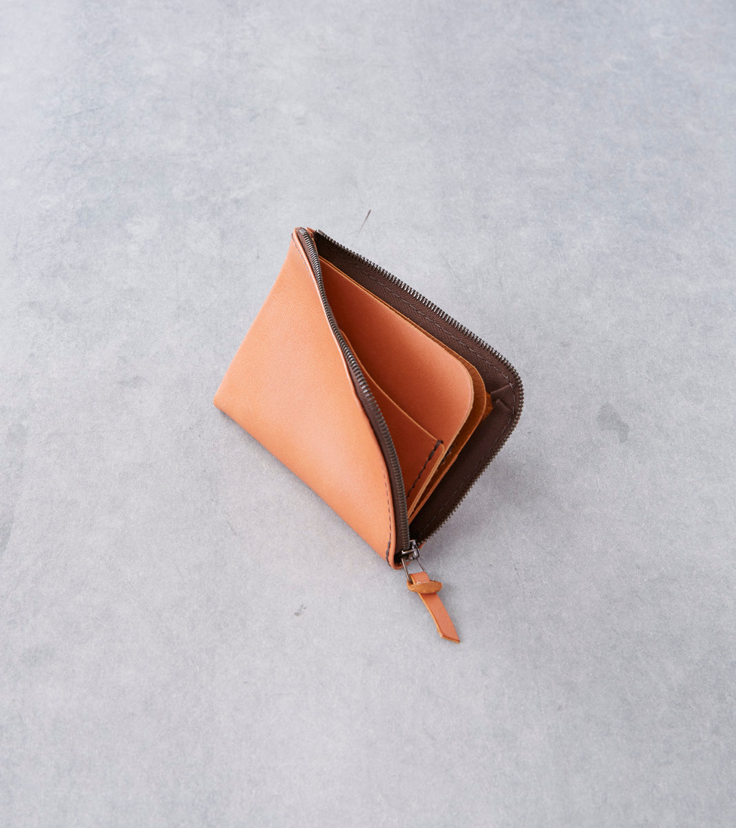 Universal Zip Wallet - Saddle Tan