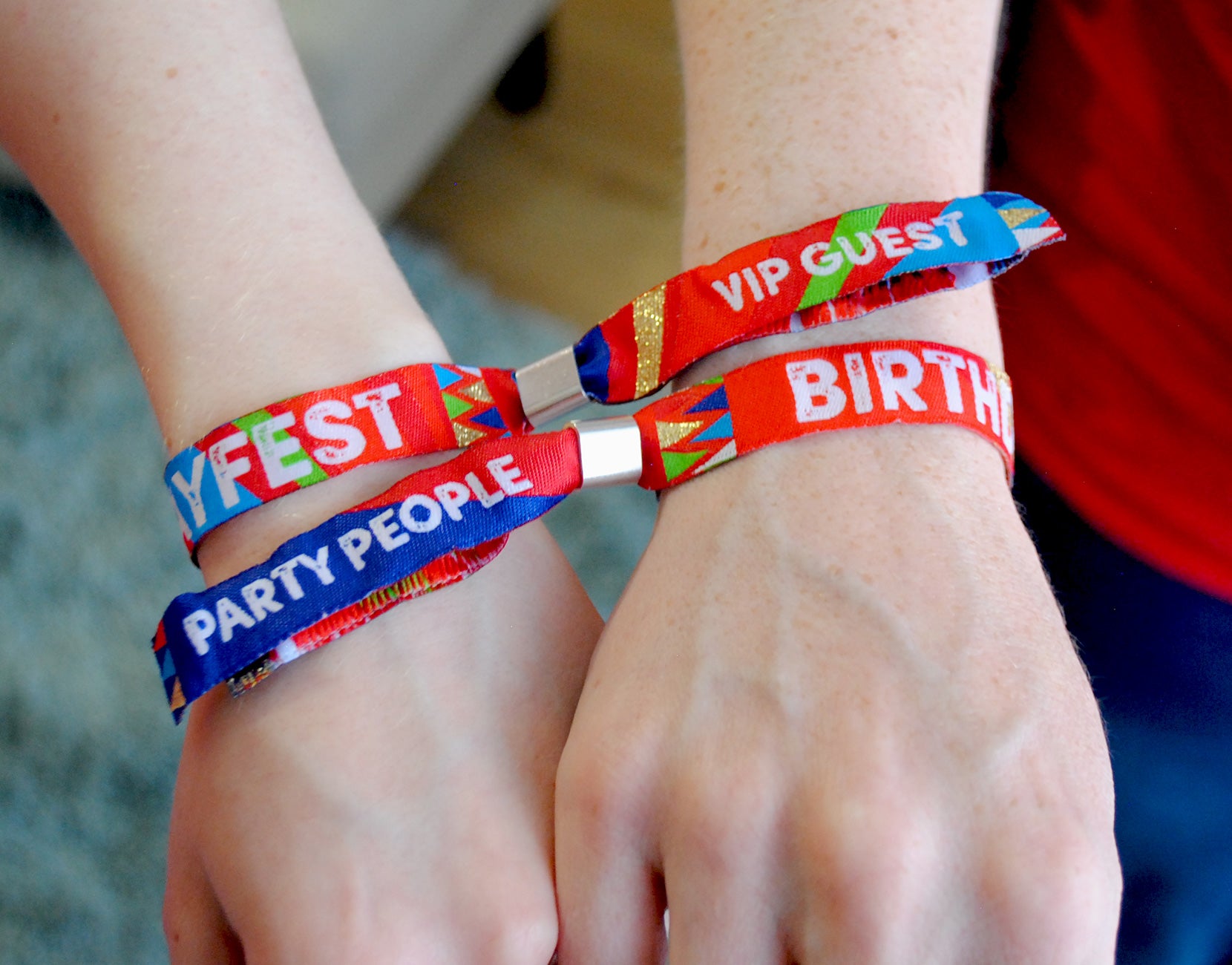 birthdayfest gewebte Festival Armbänder für Geburtstagsfeiern