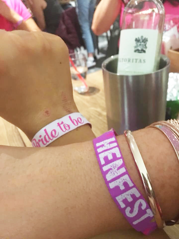 henfest bride to be hen party wristbands