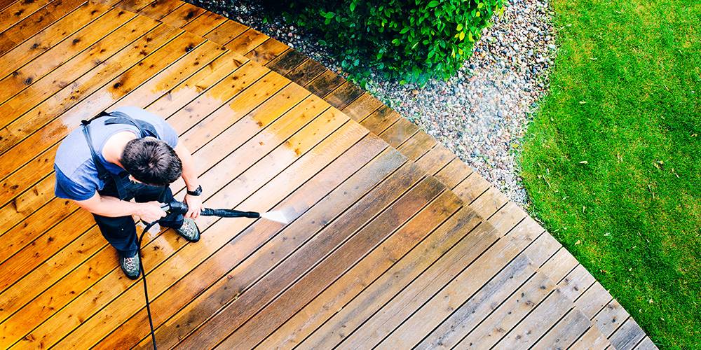 how to use a pressure washer 
