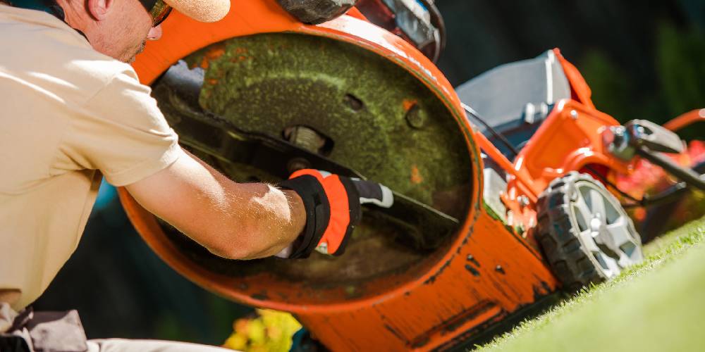 How to sharpen lawn mower blades