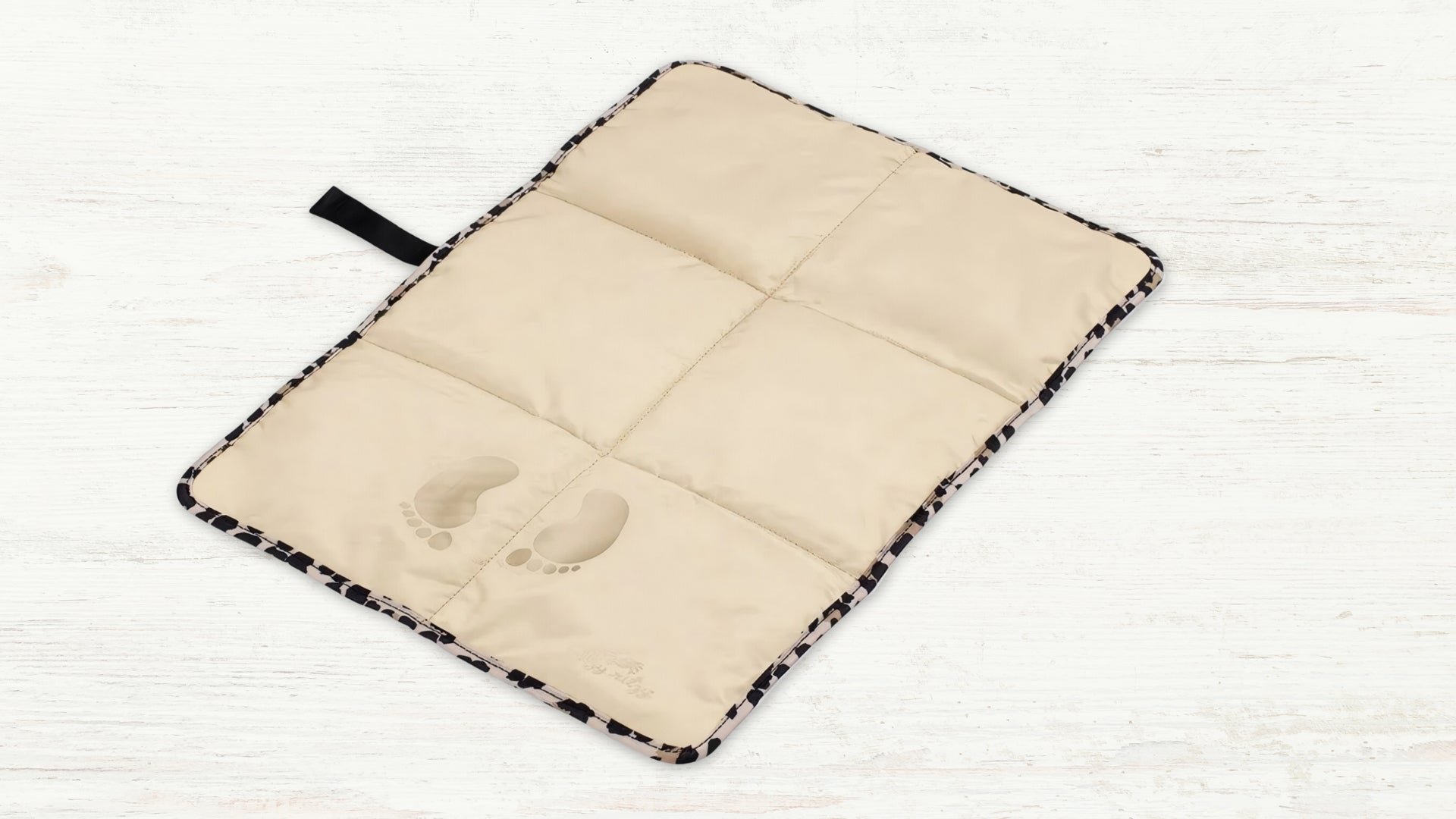 Diaper changing pad in Leopard Dream print