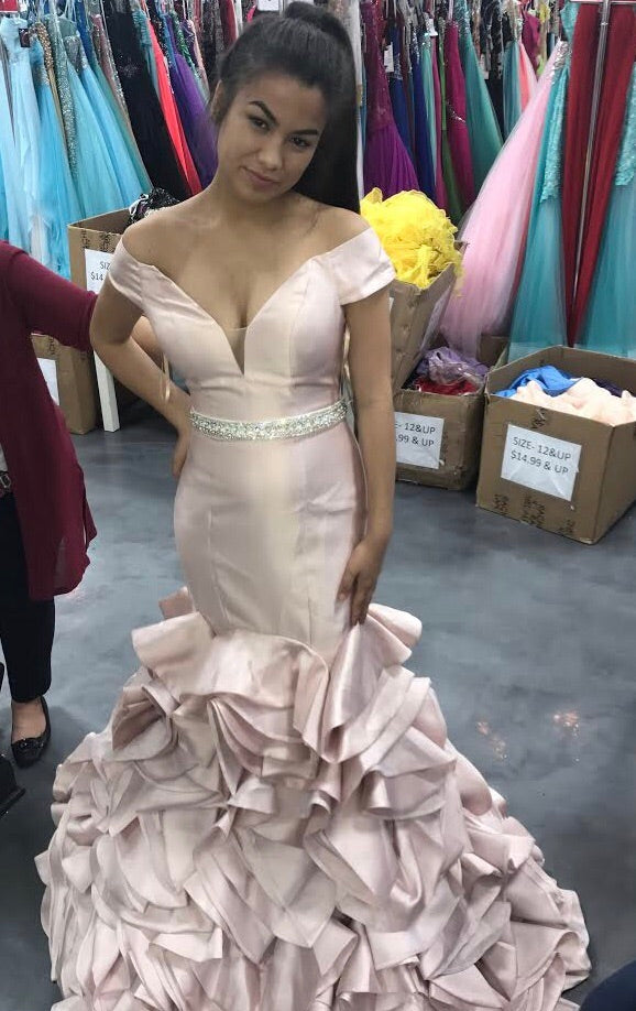 prom dress rental shops near me