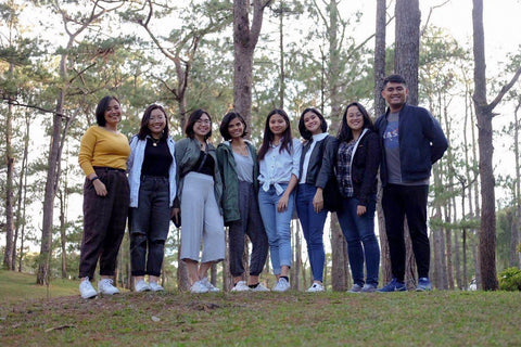 (L-R) Joreen Navarro, Nikki Solinap, Liz Cabrera, Ena Escañan, Raffy Borromeo, Dianne Aguas, Roxy Navarro, Gabby Layugan