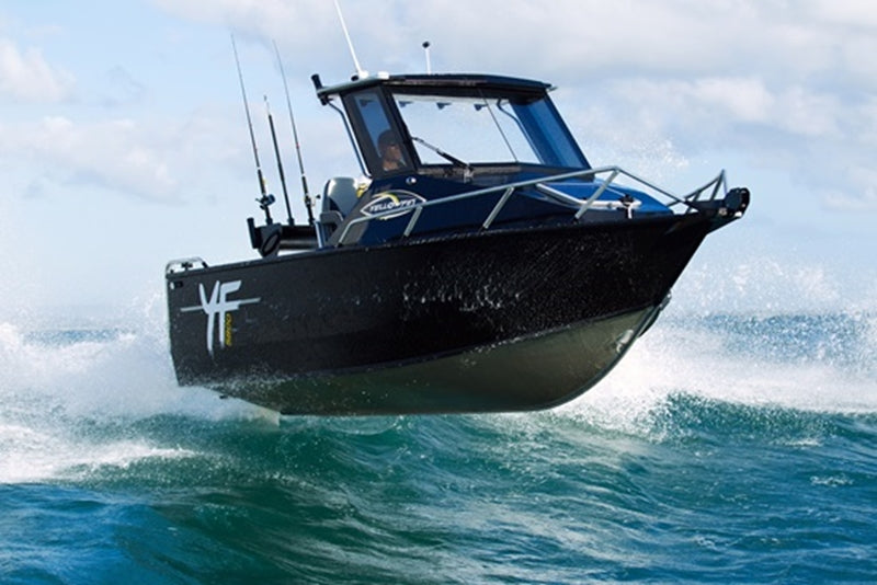 Boating In Rough Water A Short Guide Hunts Marine