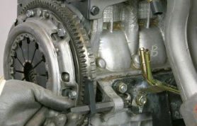 Piaggio porter clutch disassembly