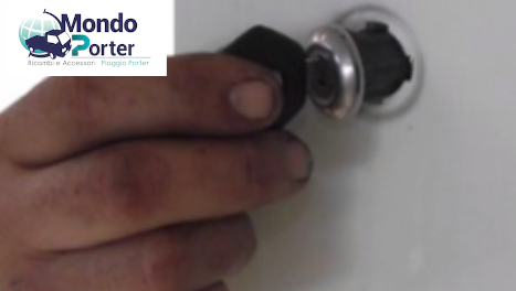 cilindretto sportello piaggio porter