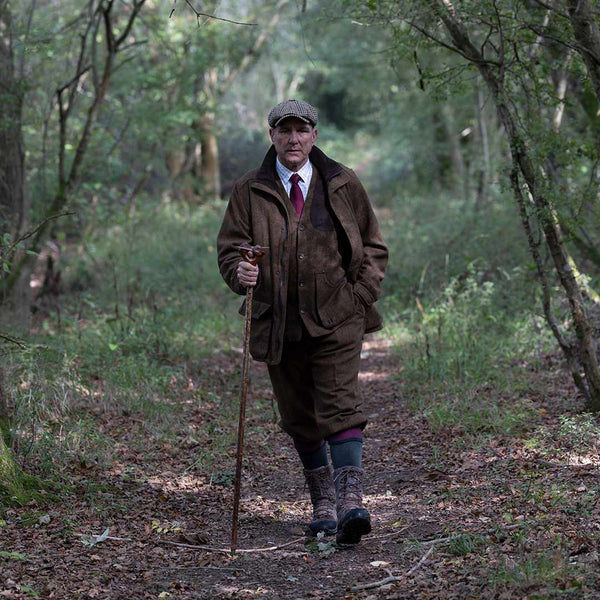 Vinnie Jones in The Gentlemen wearing Harkila clothing