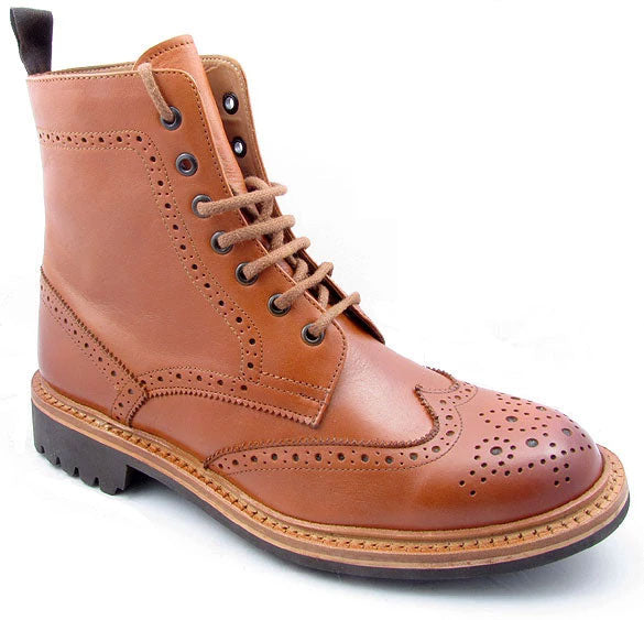Catesby Leather Brogue Derby Boot Commando Sole – Hollands Country Clothing