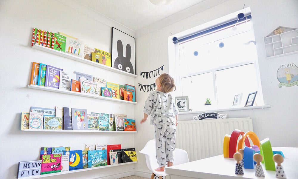 baby nursery bookshelf ideas