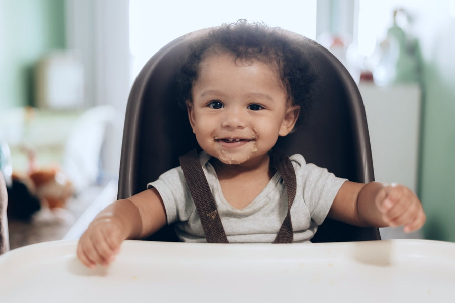 When Do Babies Eat Solid Food? – Happiest Baby