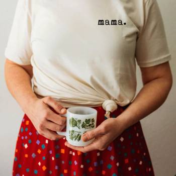 Pregnancy Announcement Shirt: Mama