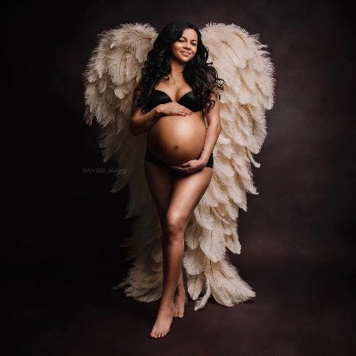 best maternity photo ideas: wings