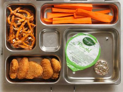 Ranch dip bento box lunch for toddlers
