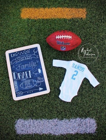 Football-themed Thanksgiving pregnancy announcement