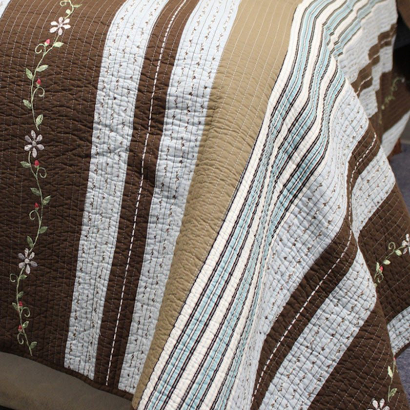 Rustic Lakeshore Retreat Striped Quilt Set