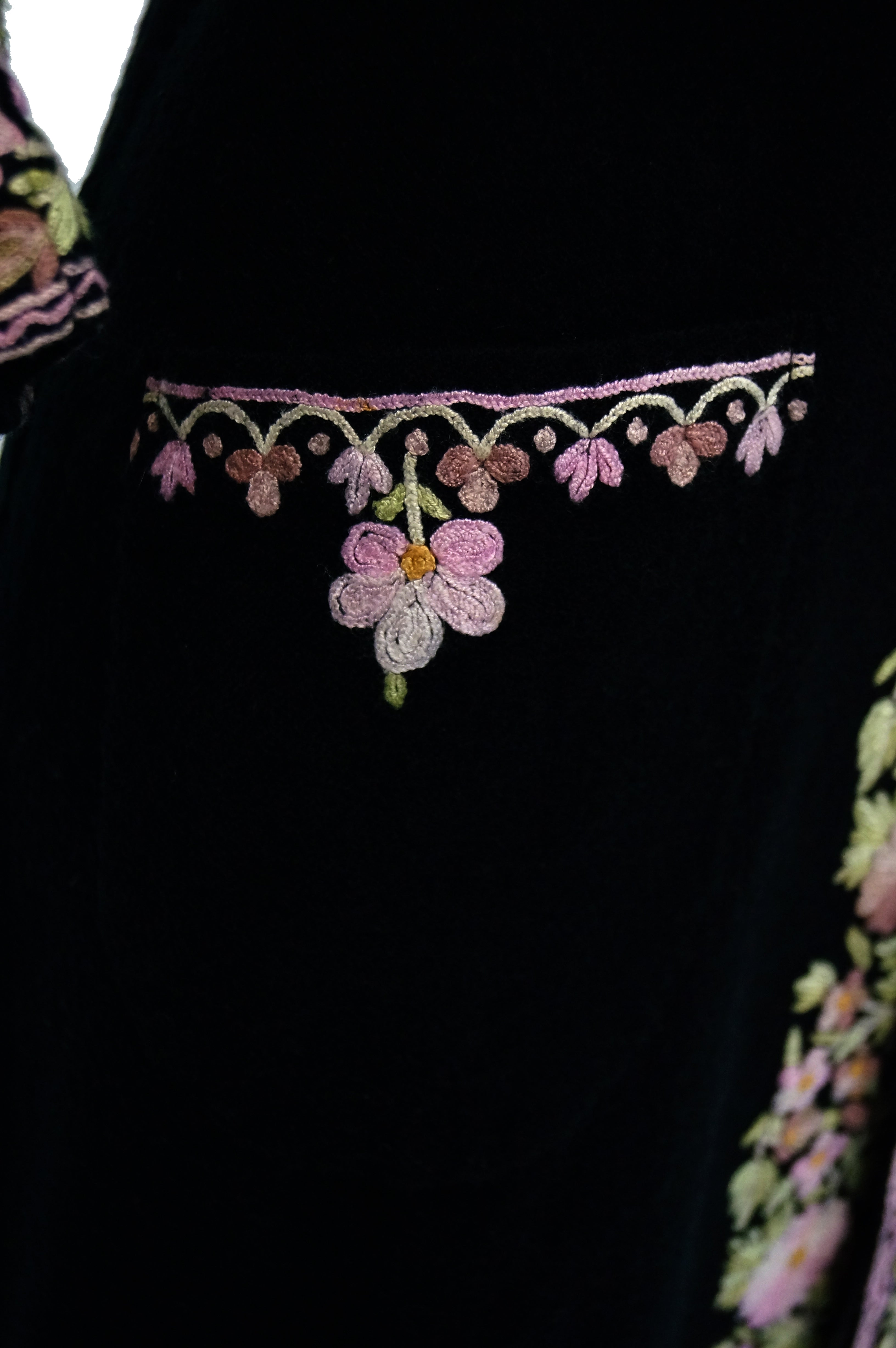 Vintage Kashmiri Crewel Embroidered Wool Coat - MRS Couture