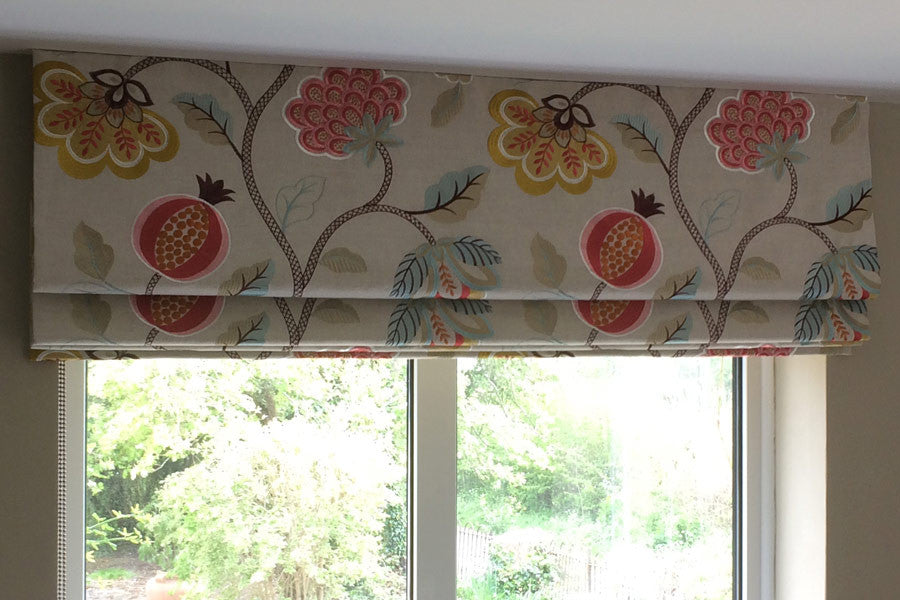 Roman blind curtain