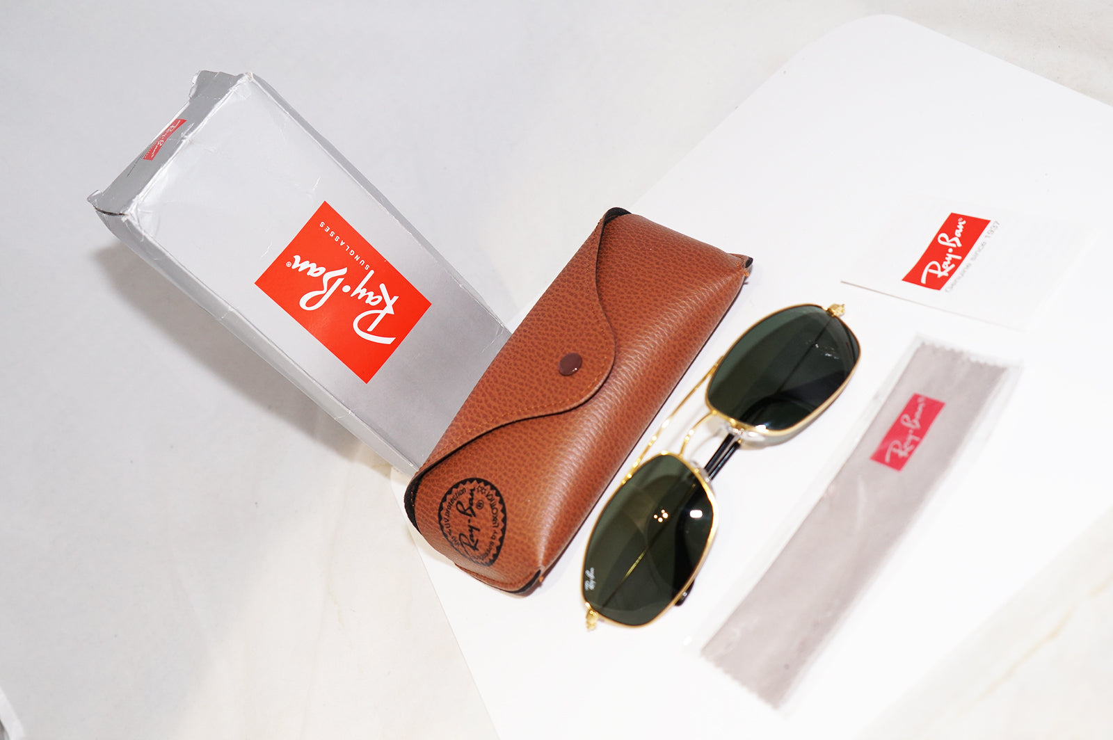 ray ban rb3383