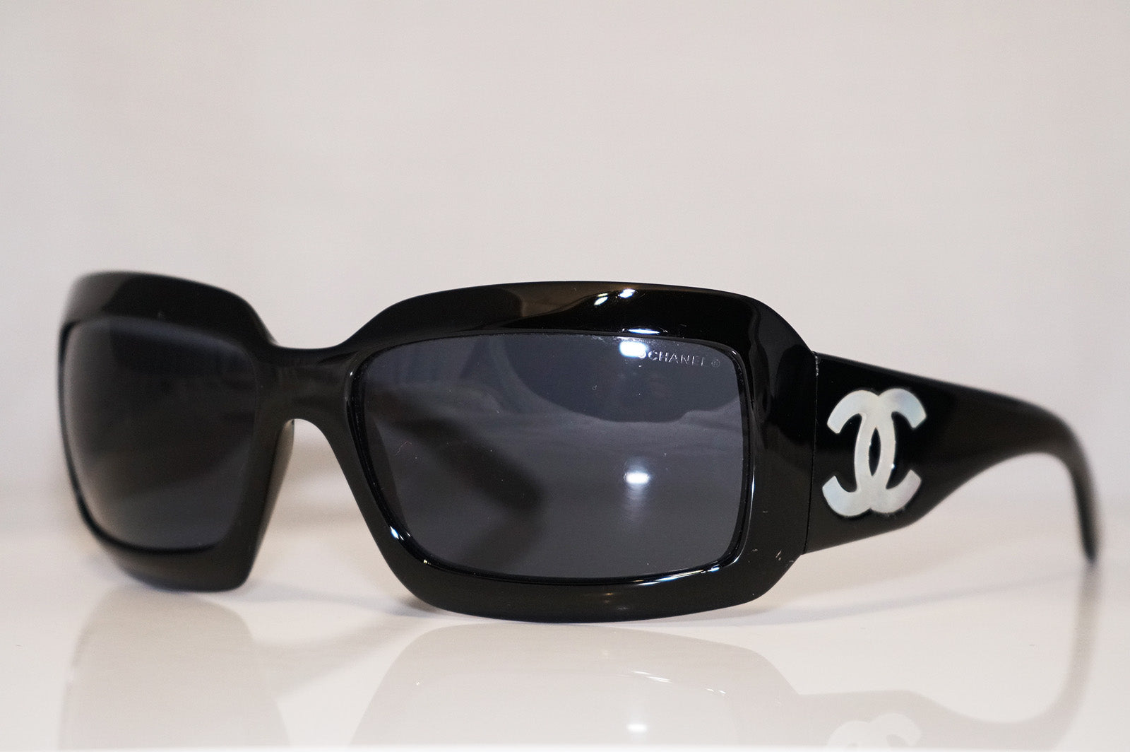 chanel sunglasses 5076h black