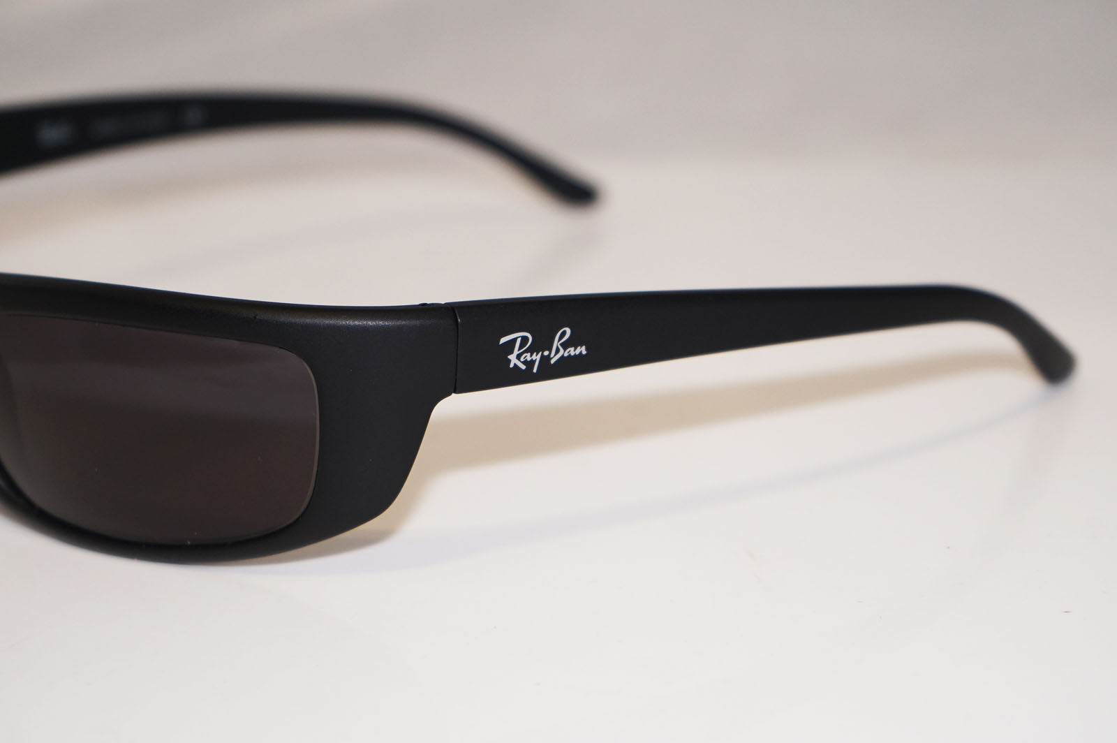 RAY-BAN Vintage Mens Designer 