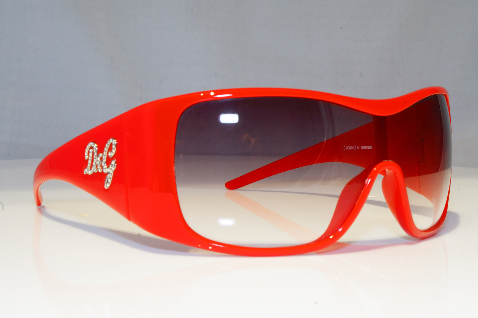 d&g red sunglasses