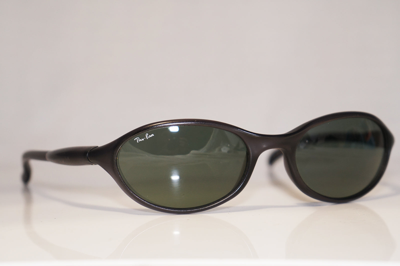 RAY-BAN 1990 Vintage Mens Designer 