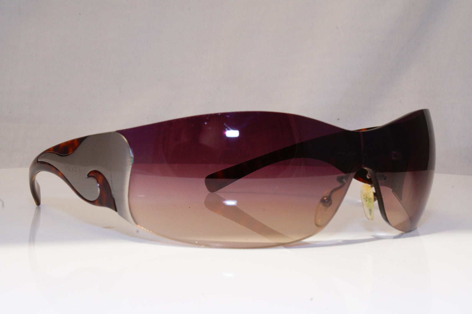 prada sunglasses spr 58f