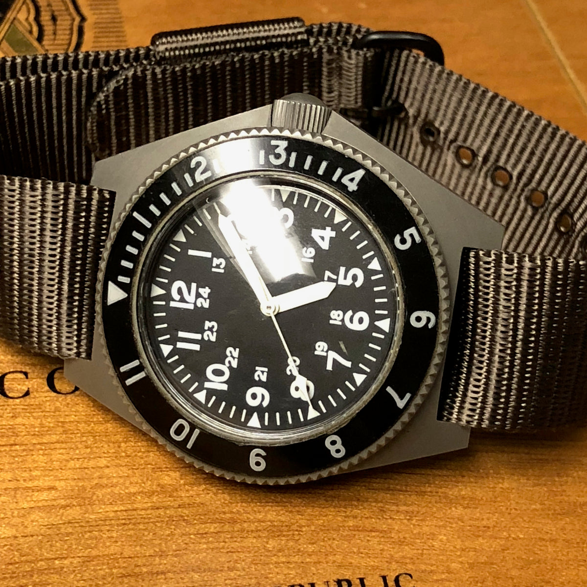 Sold - Benrus Type II Class B MIL-W-50717 Military Dive Watch With Hac ...