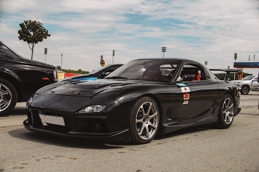 Image of the 1993 Mazda RX-7  on the road 