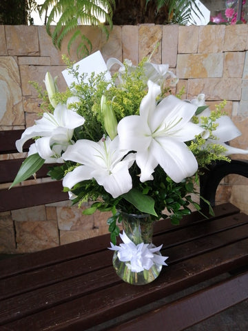 Blanco Delirio – Arreglos Florales Guatemala