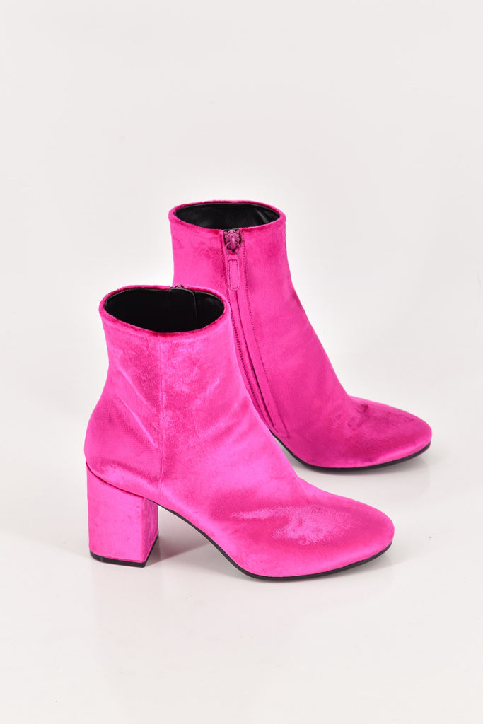 pink ankle boots