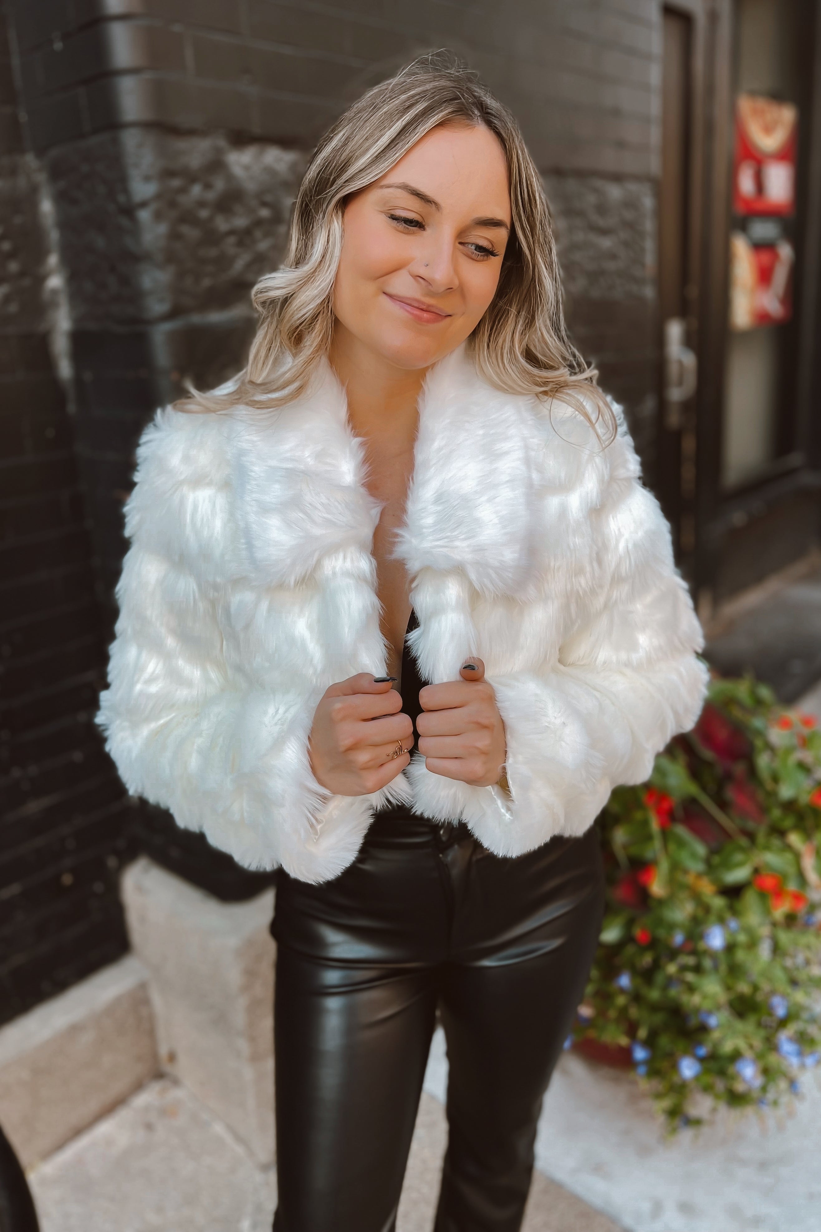 Dunn Ivory Faux Fur Crop Jacket FINAL SALE – Mesh