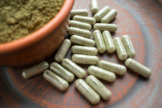 5 Tips to Consider Before Buying Kratom Online