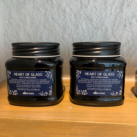HairMNL Davines Heart of Glass Rich Conditioner: Enhancing Blue Conditioner for Blonde Hair 250ml