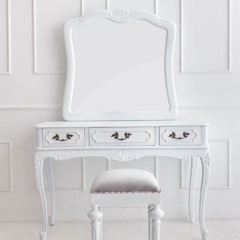 White Mirror and chair